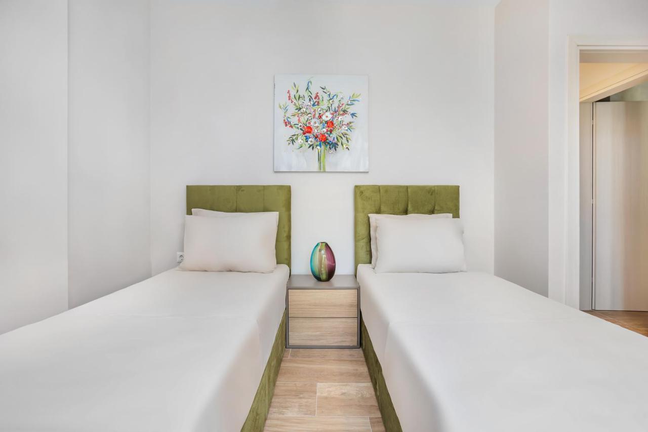 Epta Villas Luxury Redefined Agia Paraskevi  Extérieur photo