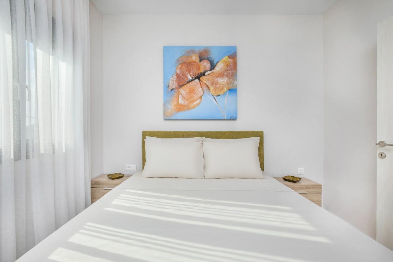 Epta Villas Luxury Redefined Agia Paraskevi  Extérieur photo